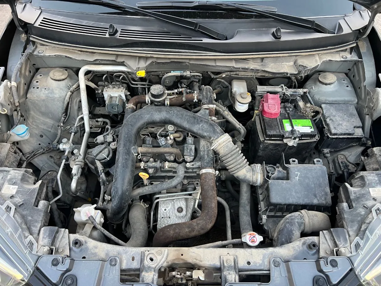 Car image 30