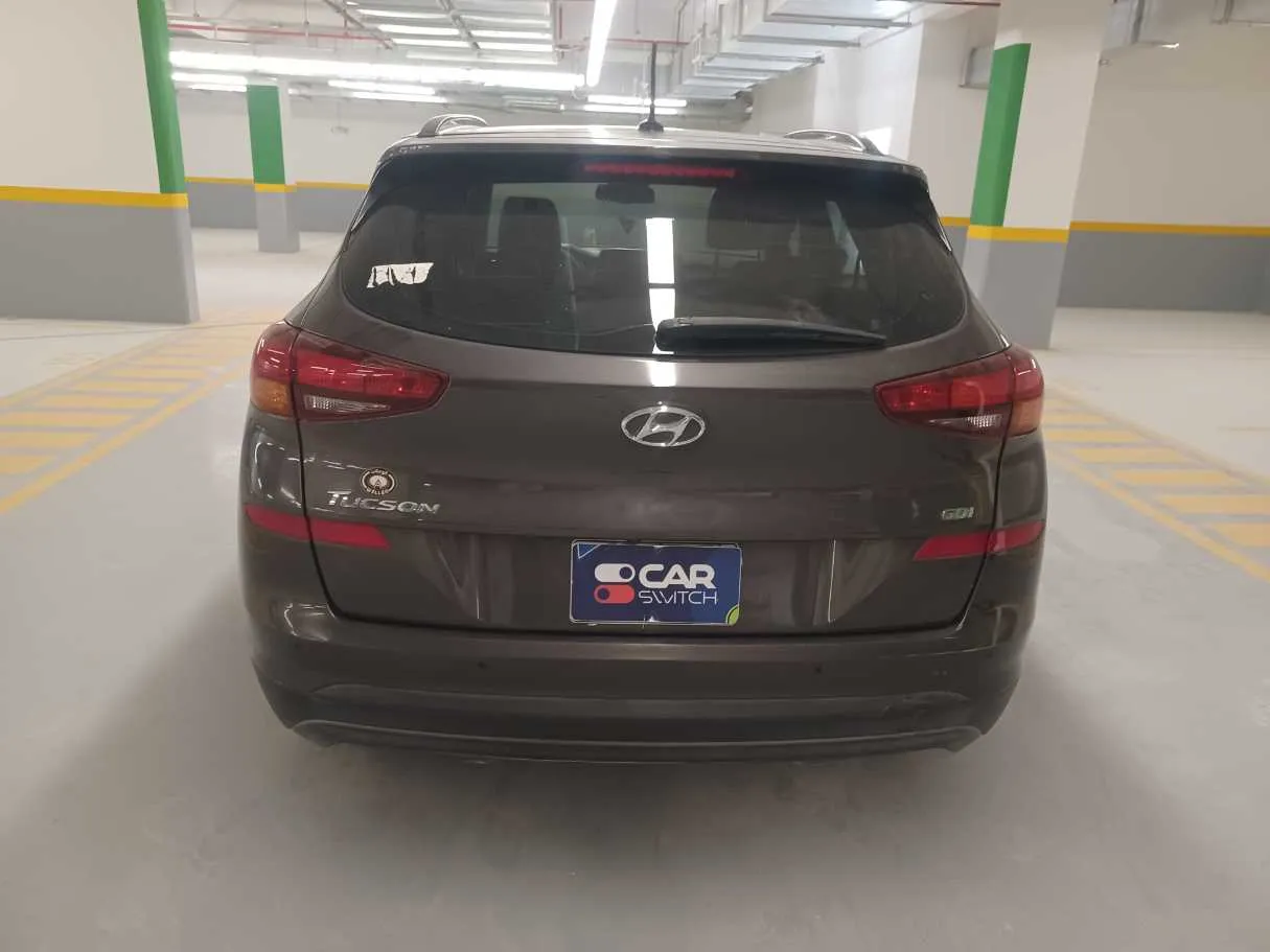 Car image 6