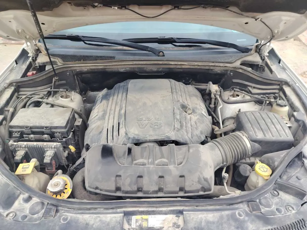 Car image 35
