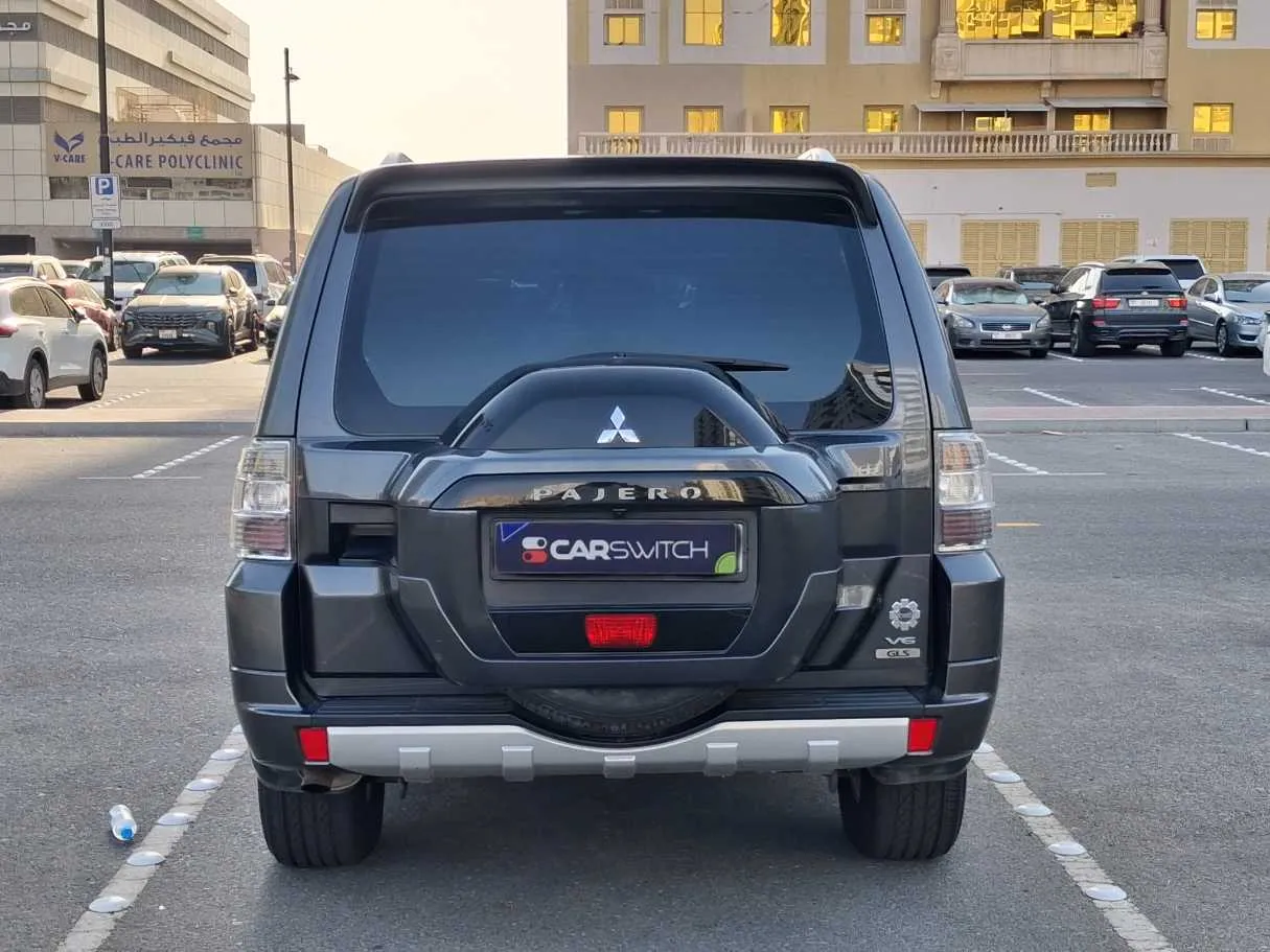 Car image 6