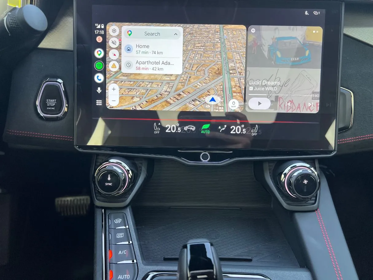 Car image 20