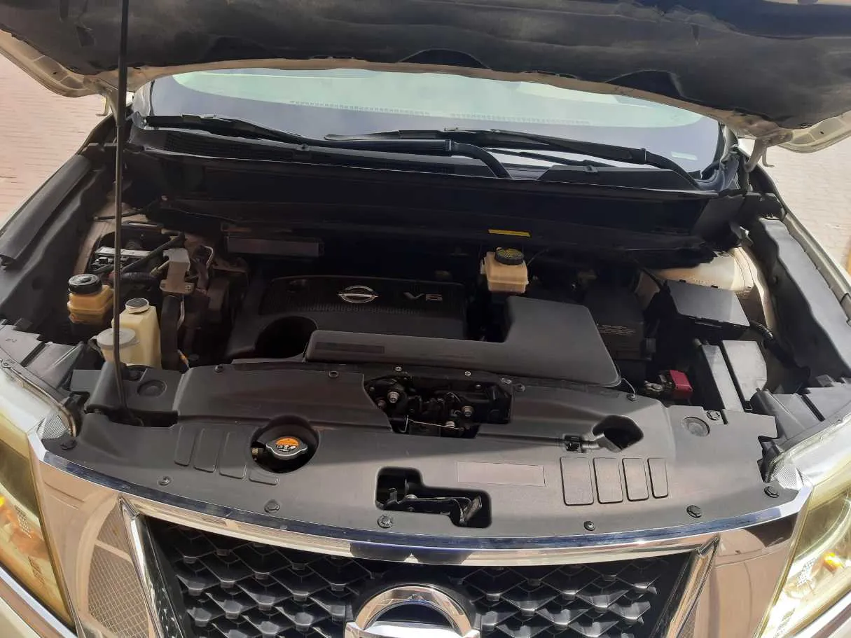 Car image 20