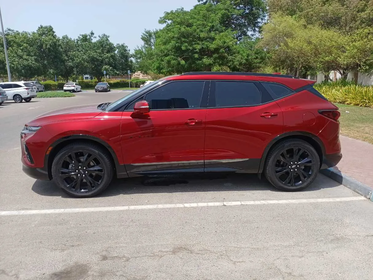 Car image 8