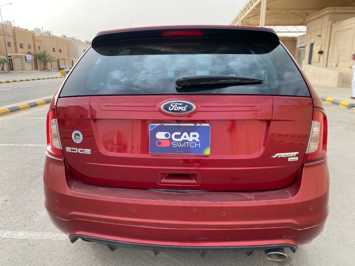 Car image 6