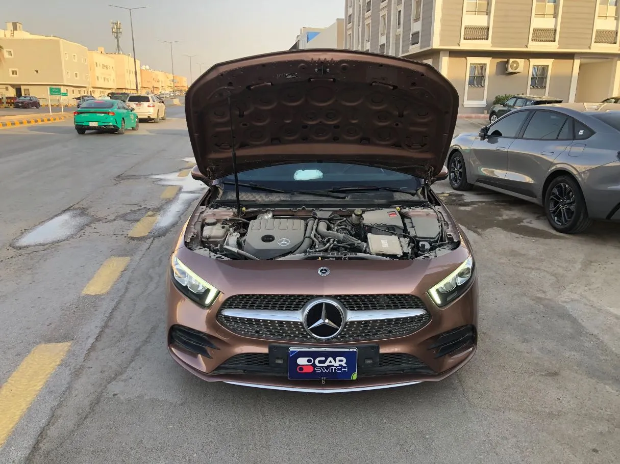 Car image 23