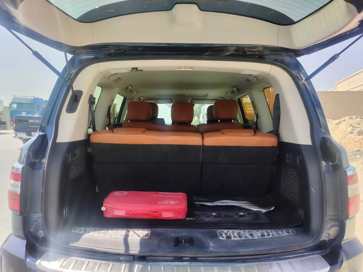 Car image 28