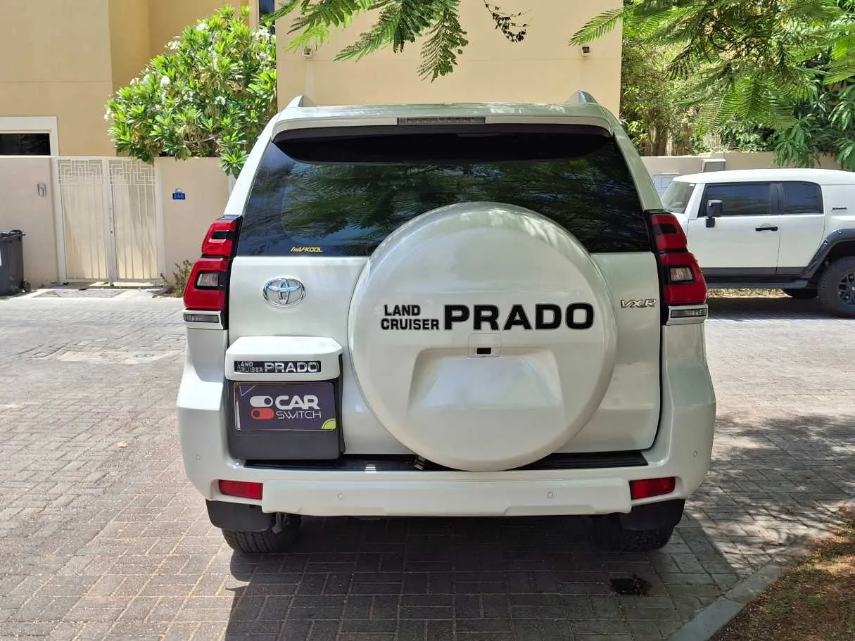 Car image 6