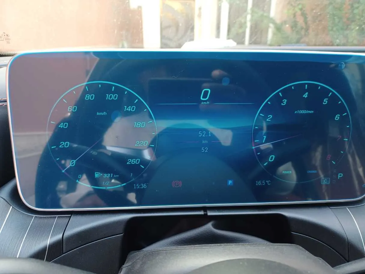 Car image 18