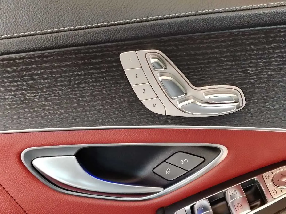 Car image 31