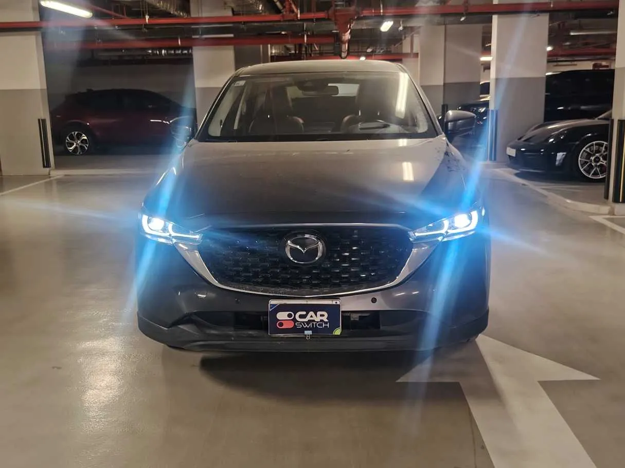 Car image 2