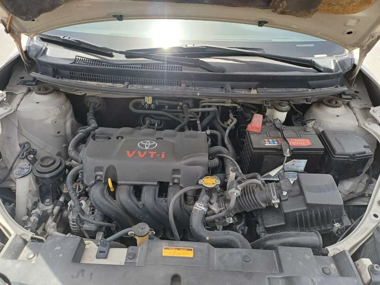 Car image 22