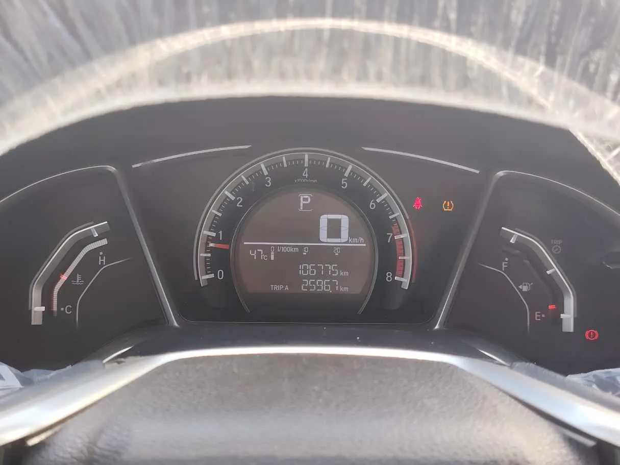 Car image 23