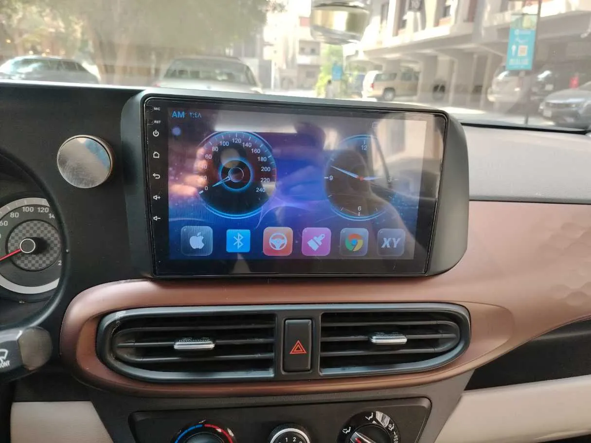 Car image 26