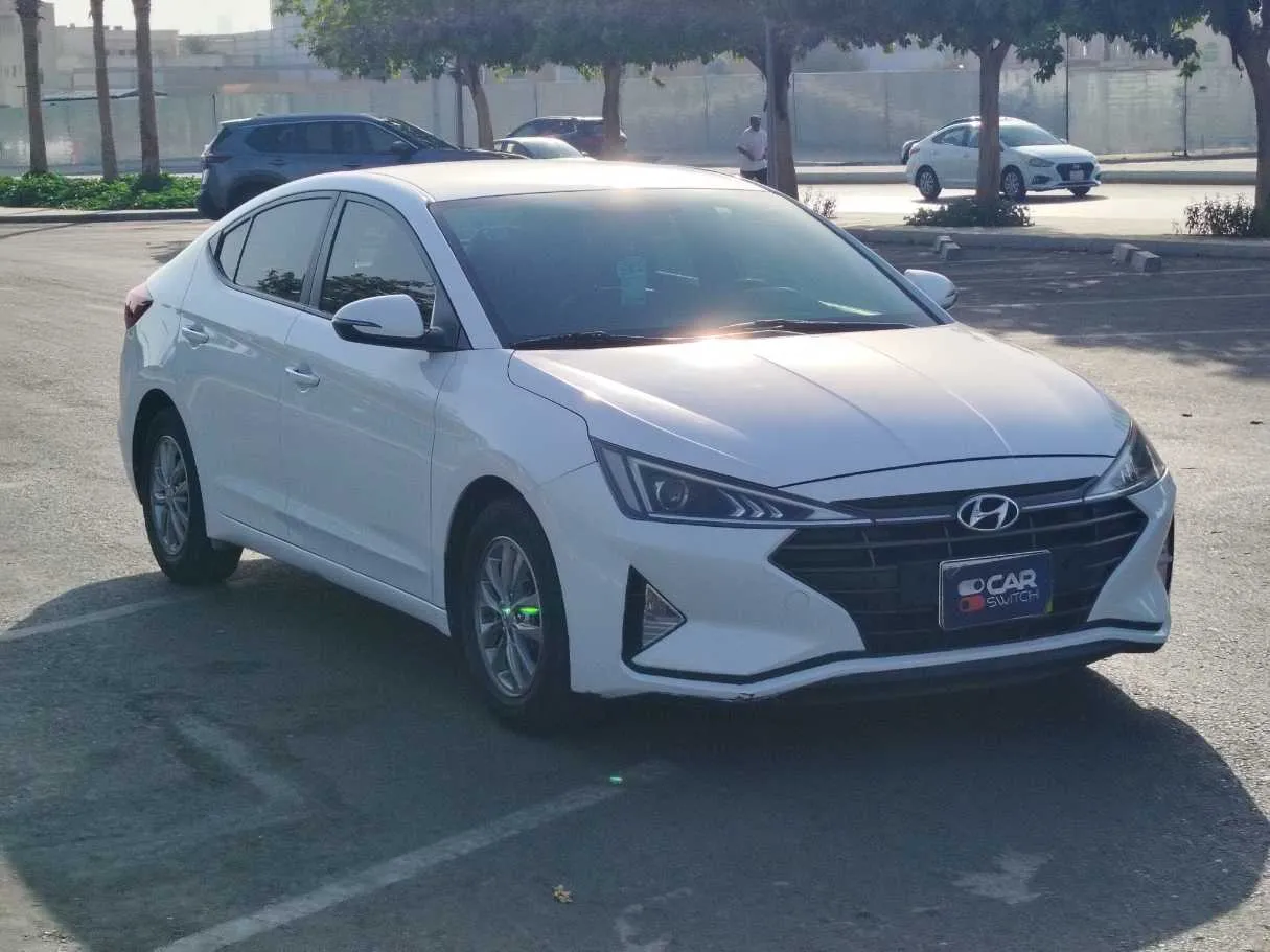 Car image 3