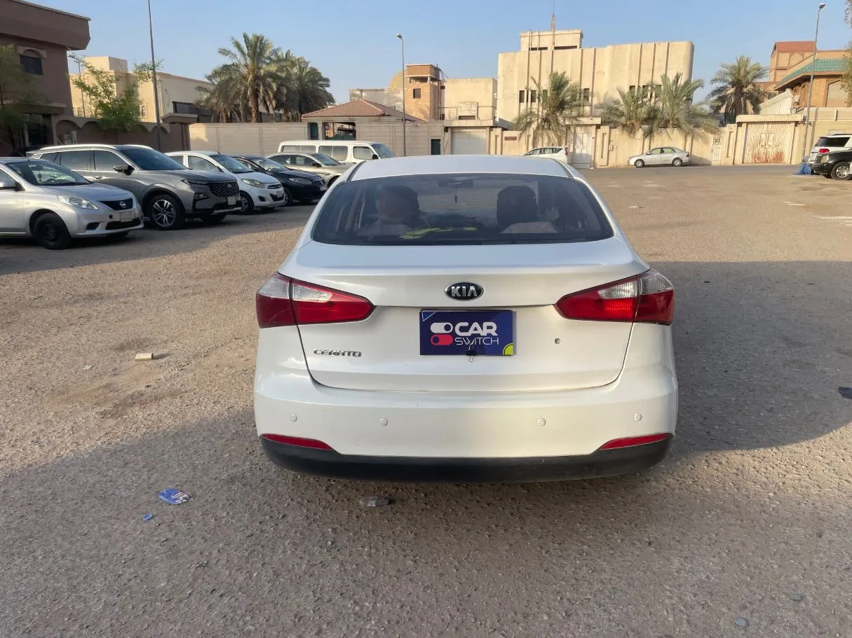 Car image 6