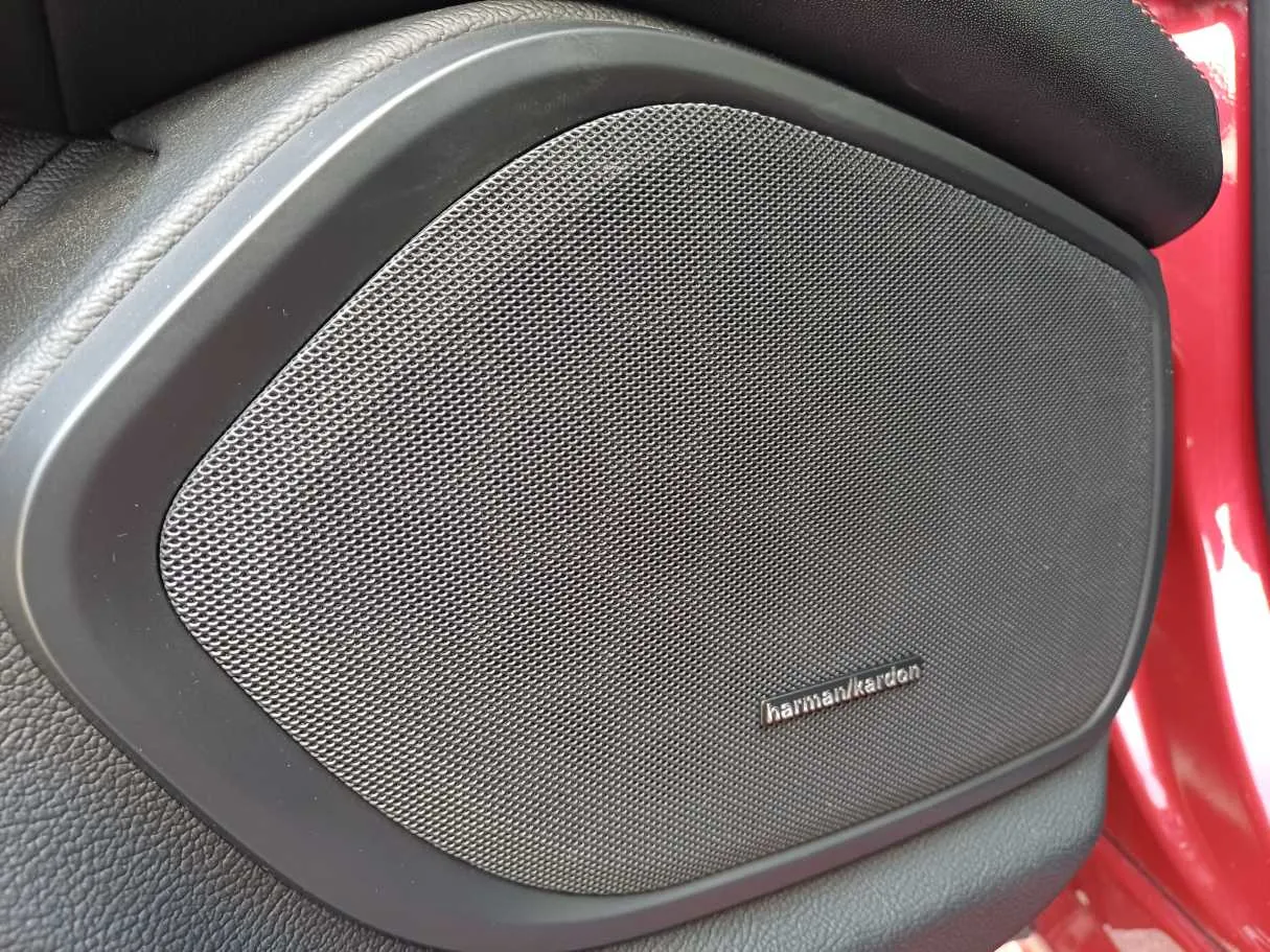 Car image 23
