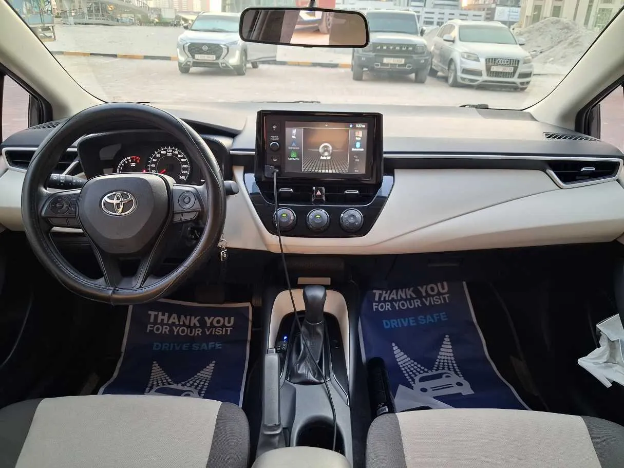 Car image 15