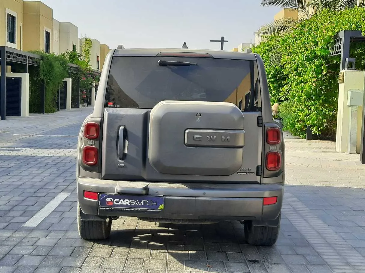 Car image 6