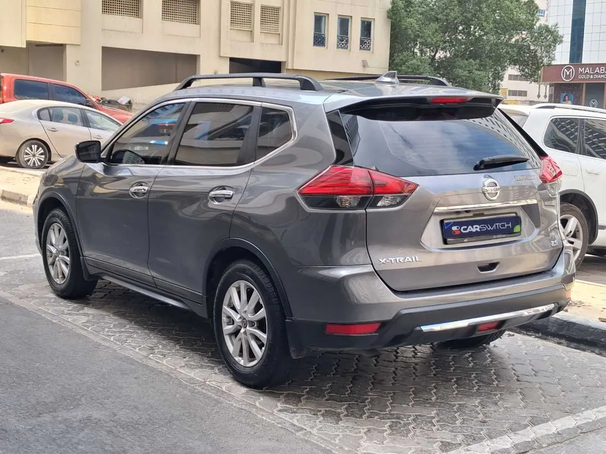 Car image 7