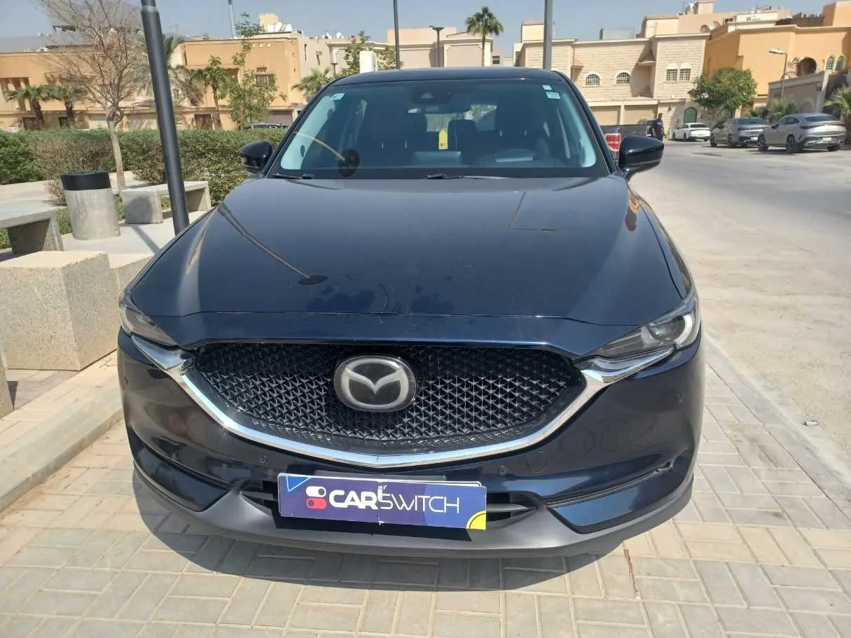 Car image 2
