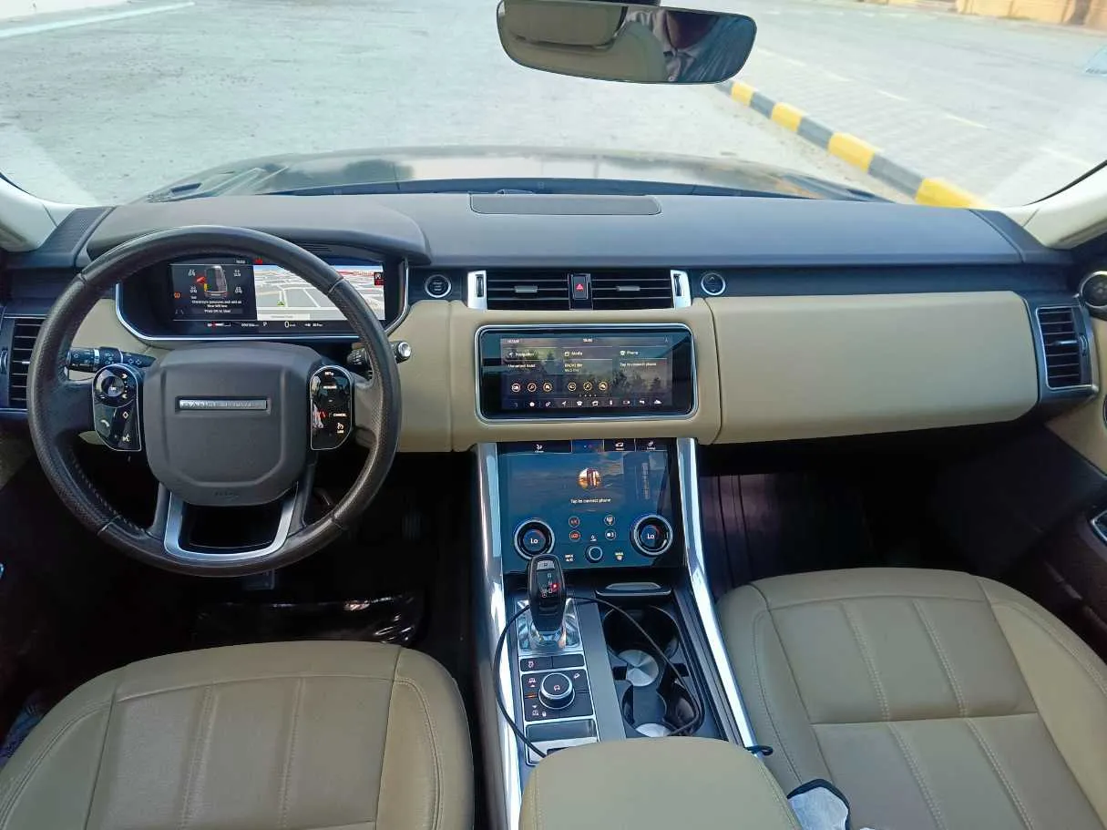 Car image 20