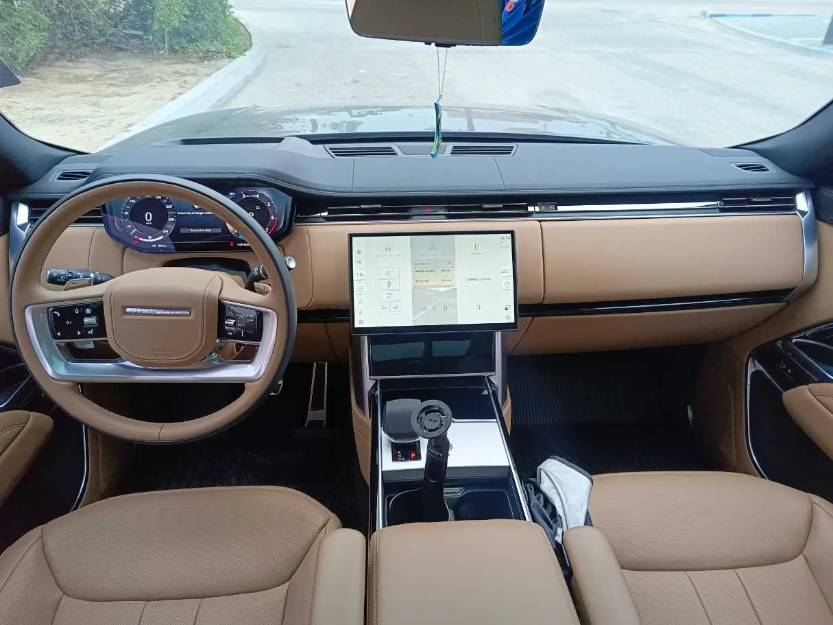 Car image 22