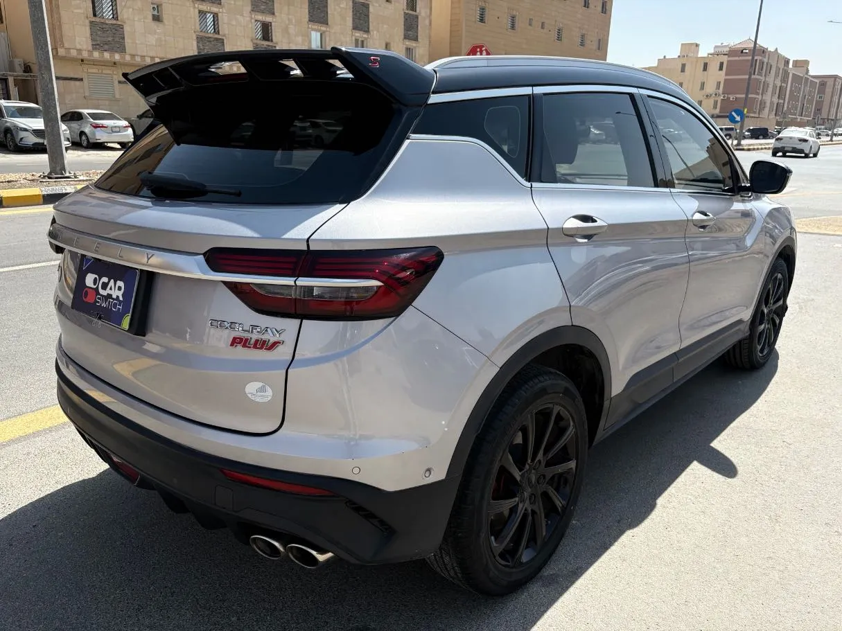 Car image 5