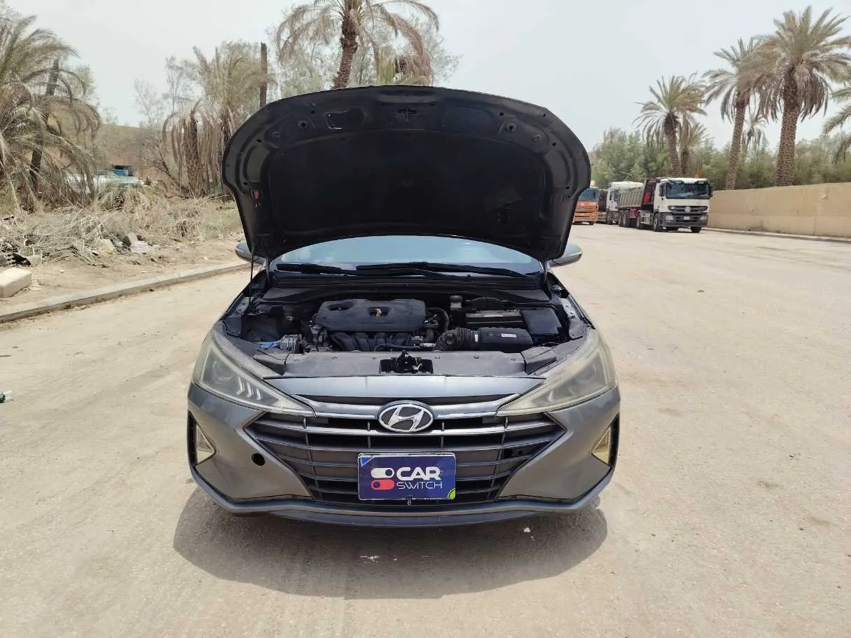 Car image 30