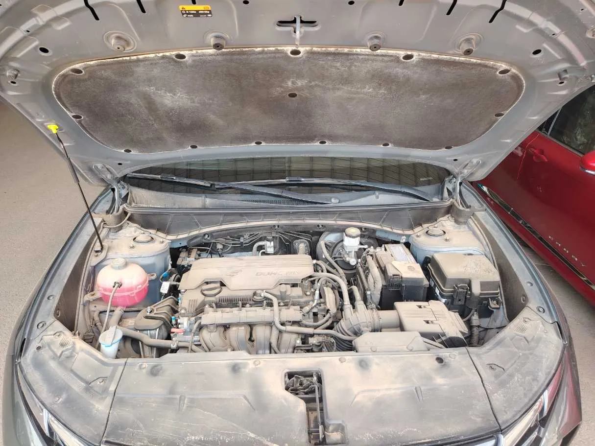 Car image 32