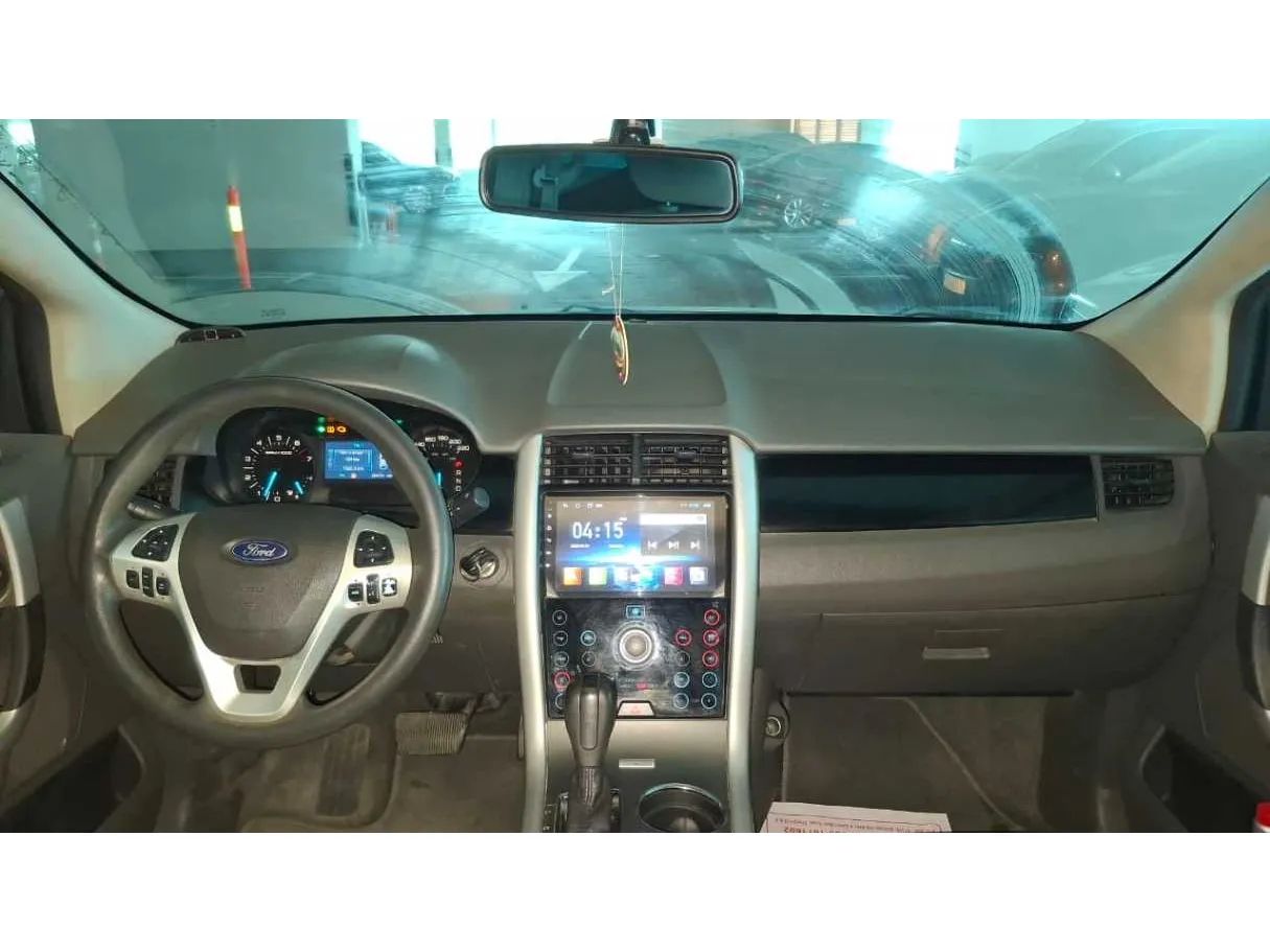 Car image 8