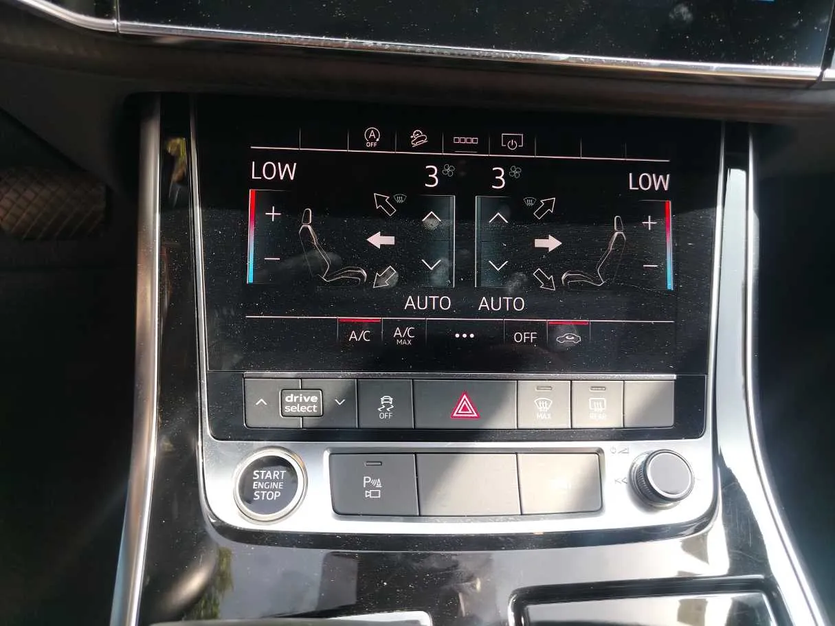 Car image 31
