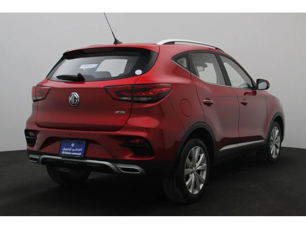 Car image 2