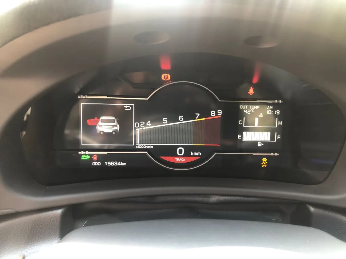 Car image 17