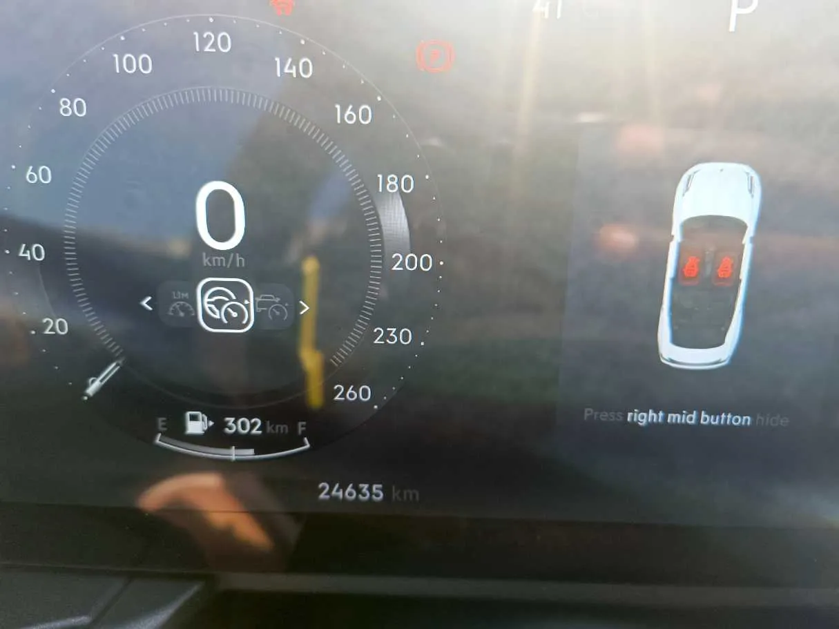 Car image 29