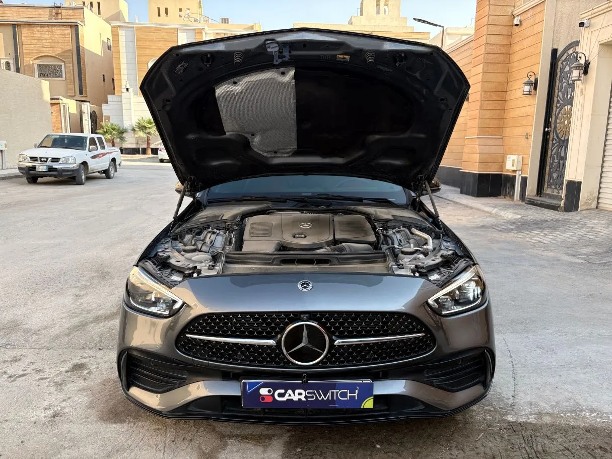 Car image 28