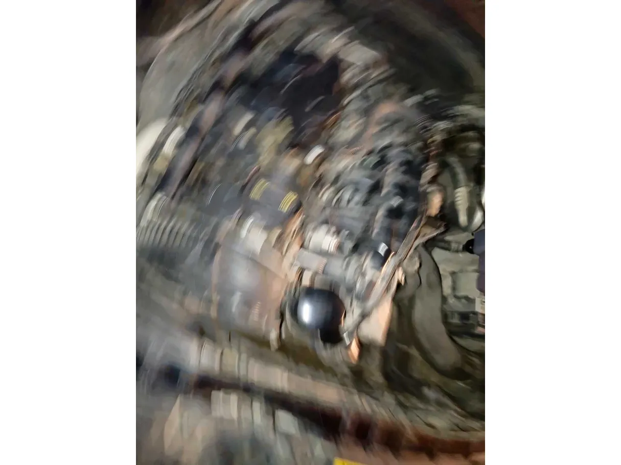 Car image 40