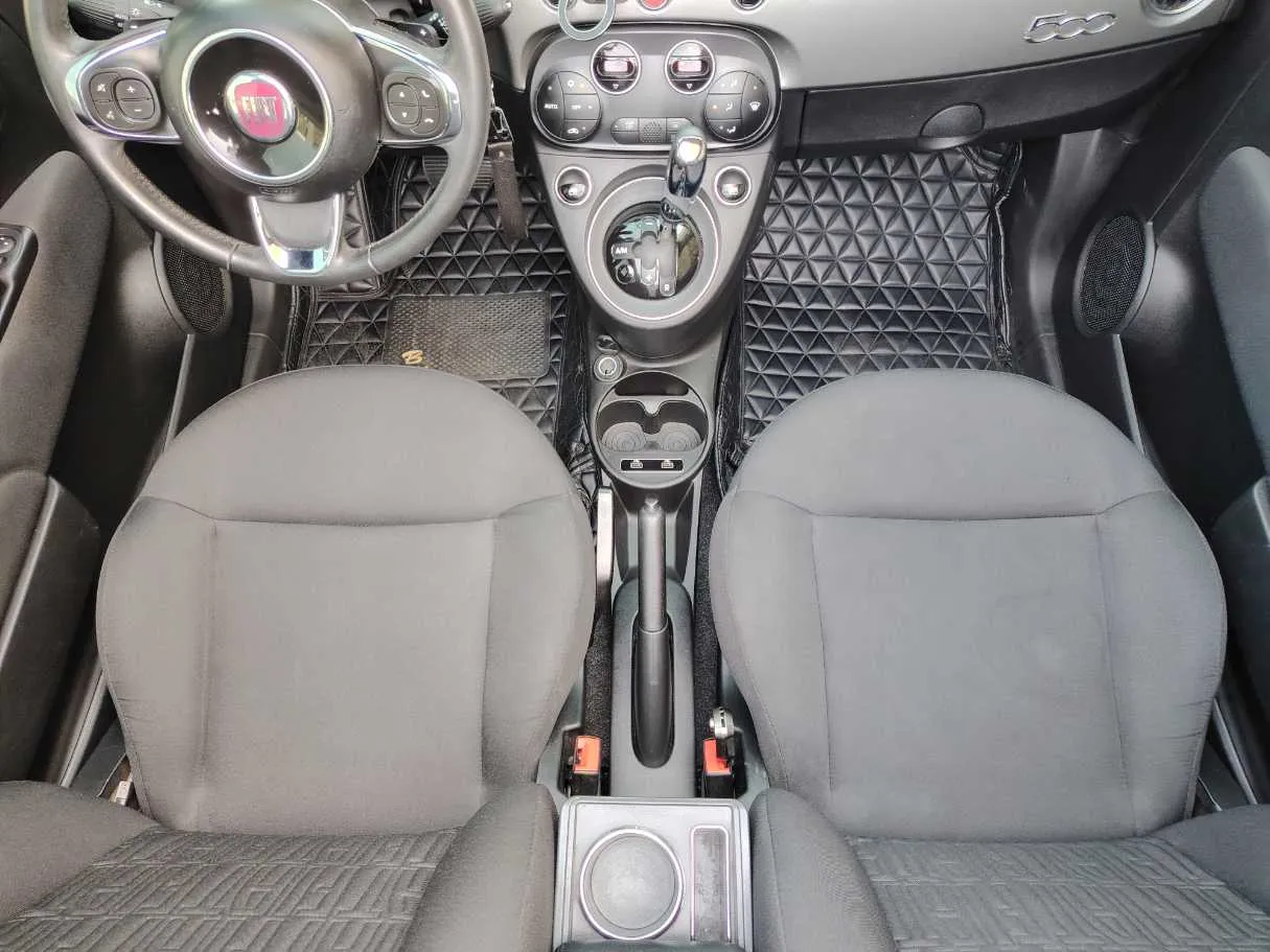 Car image 21