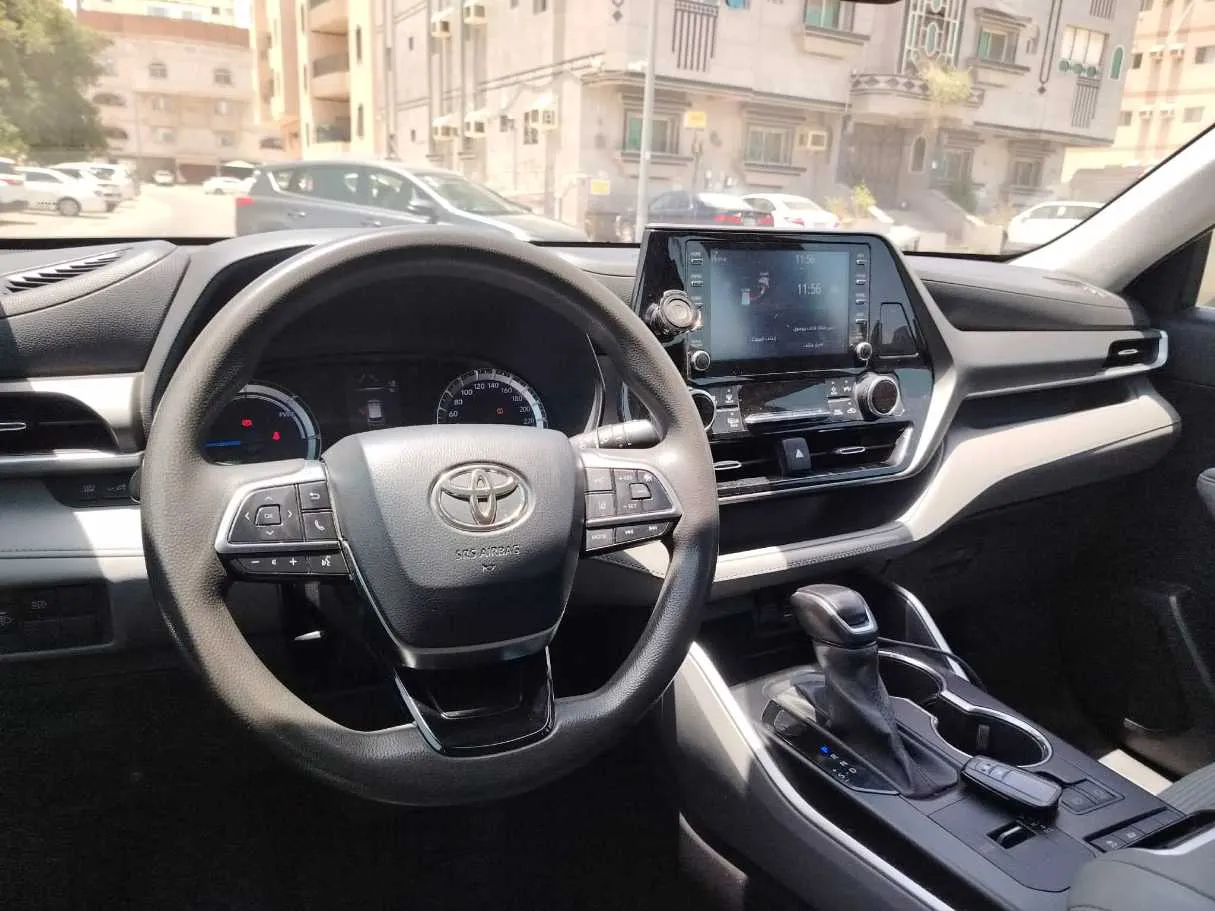 Car image 31