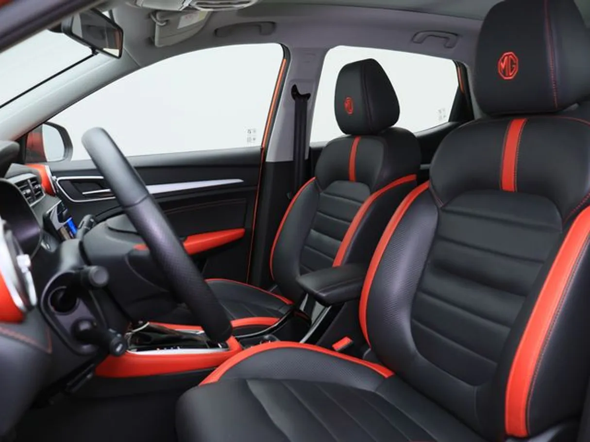 Car image 8