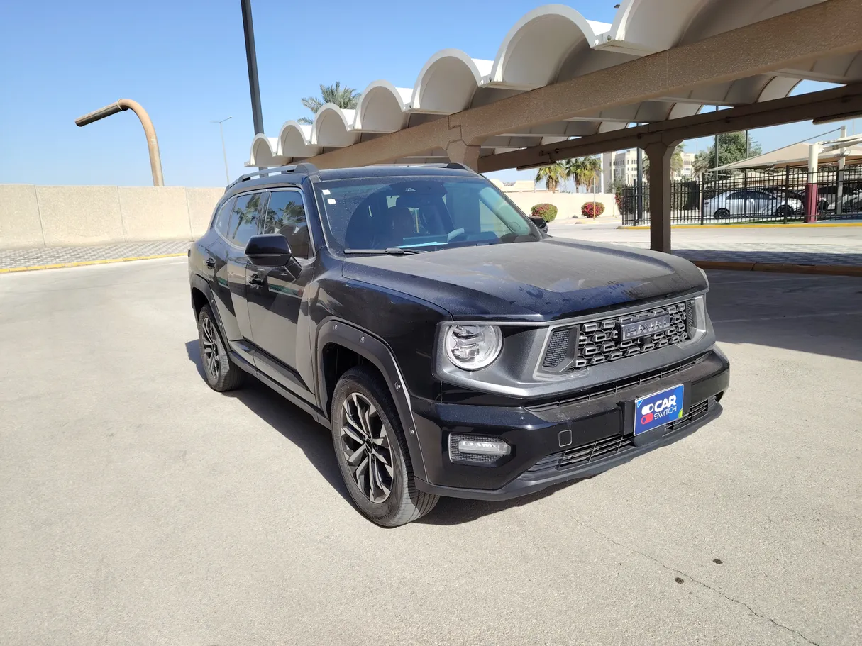 Car image 3