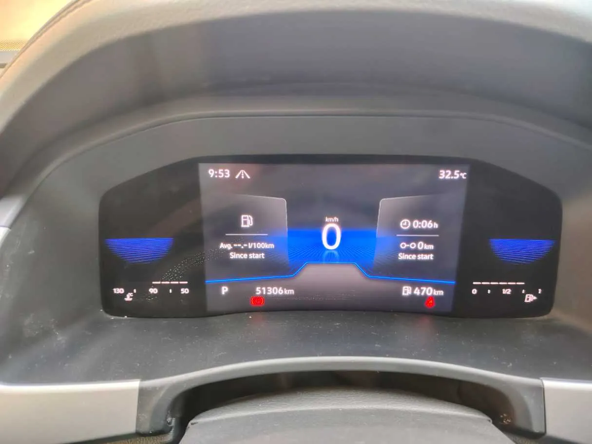 Car image 32