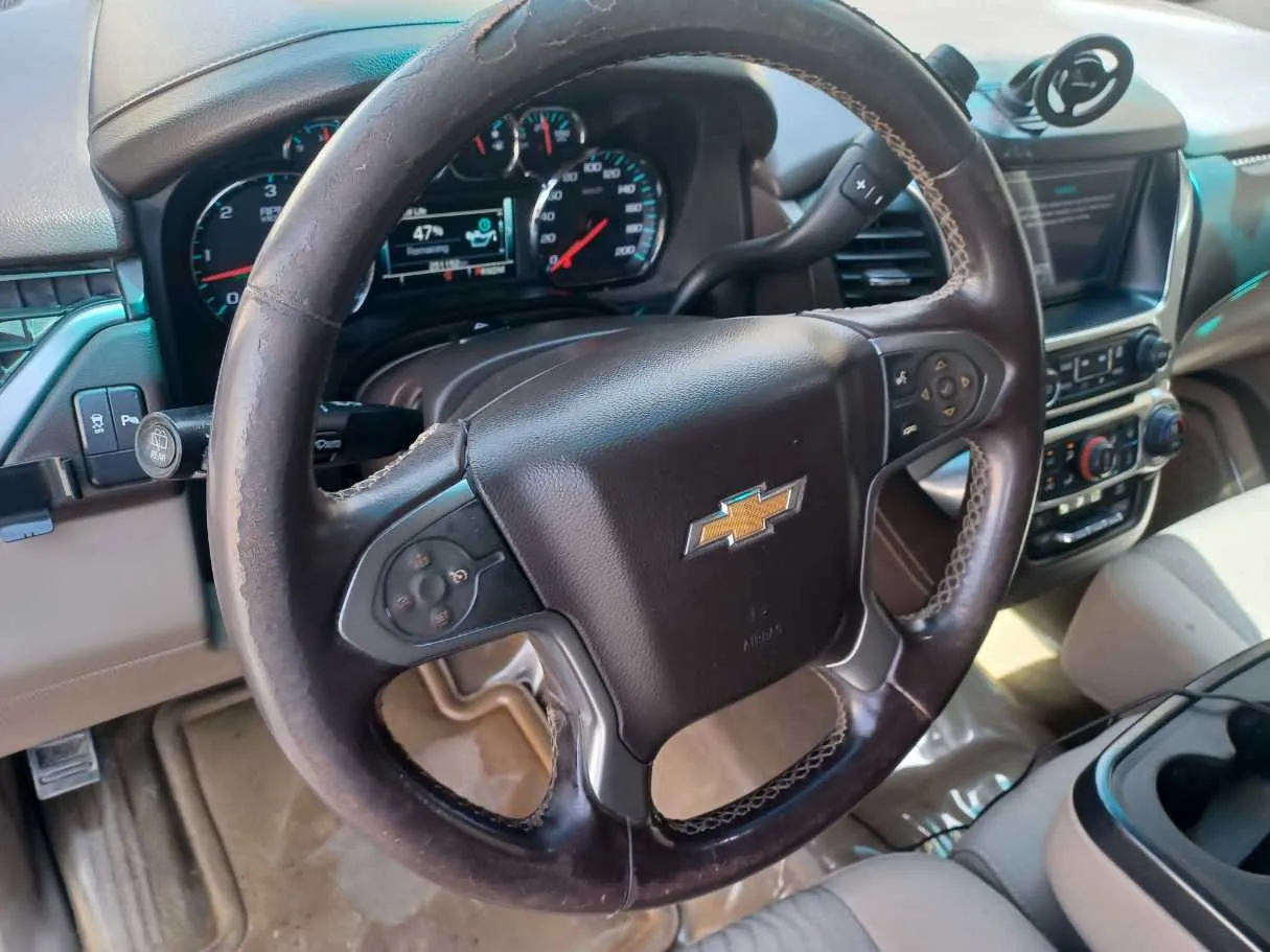 Car image 17