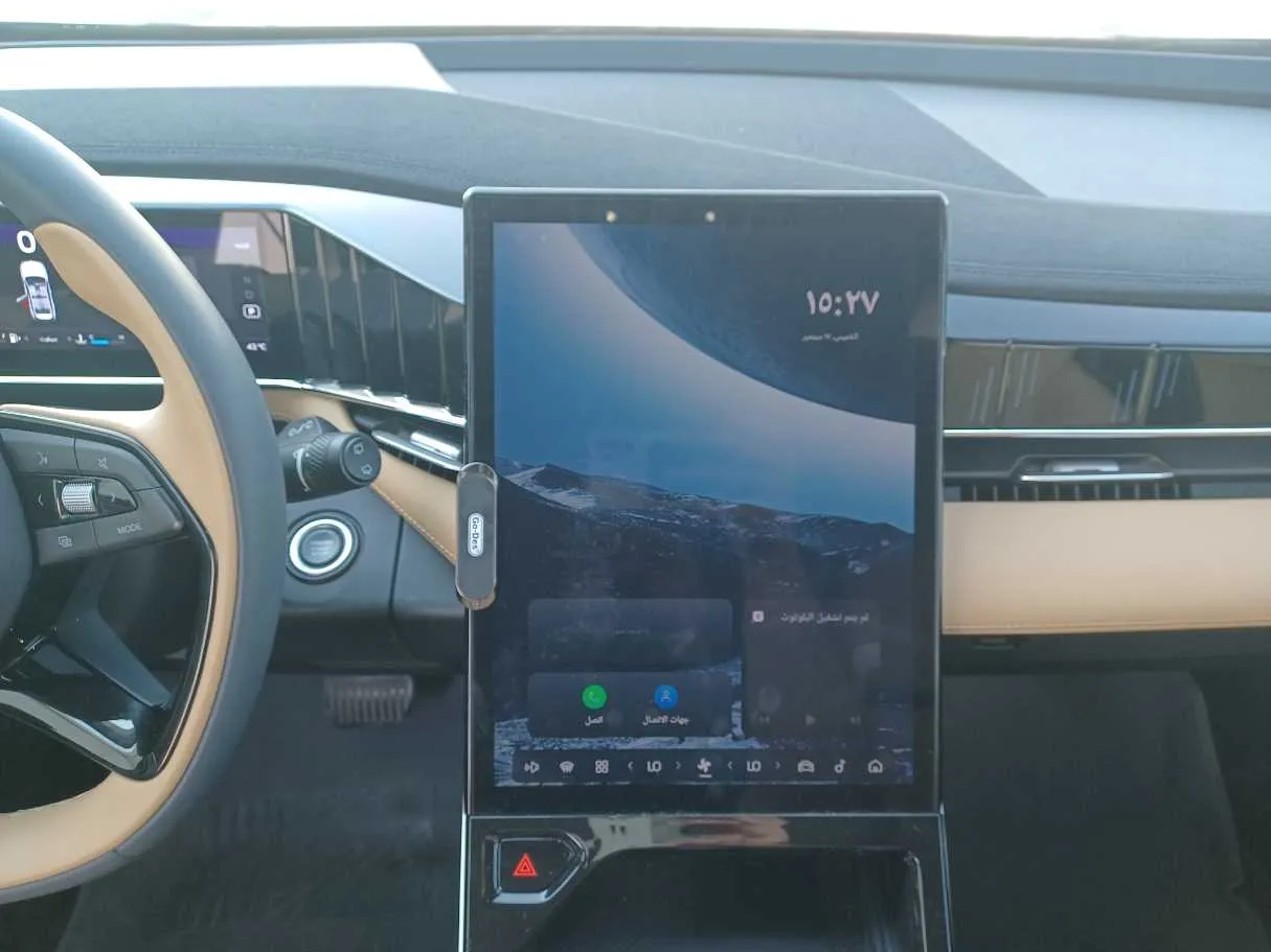 Car image 15