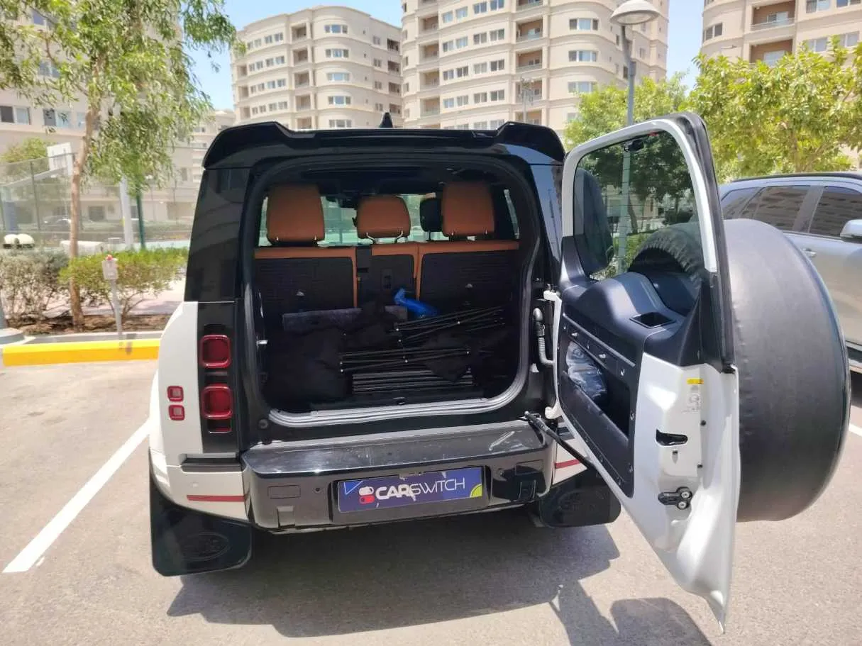 Car image 28