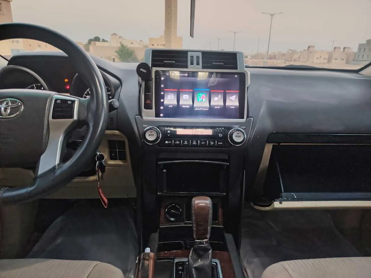 Car image 22