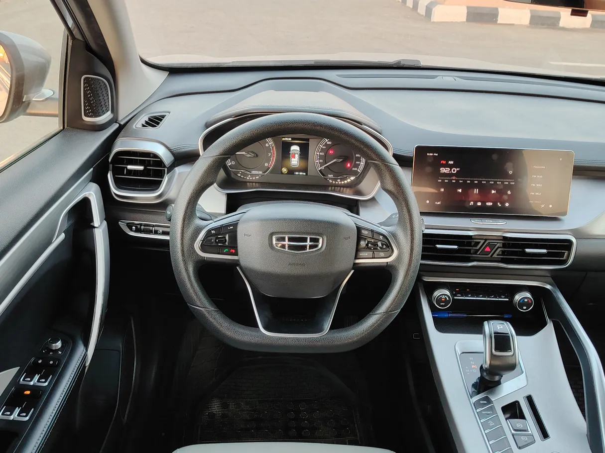 Car image 23