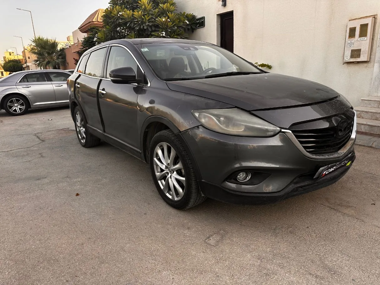Car image 3