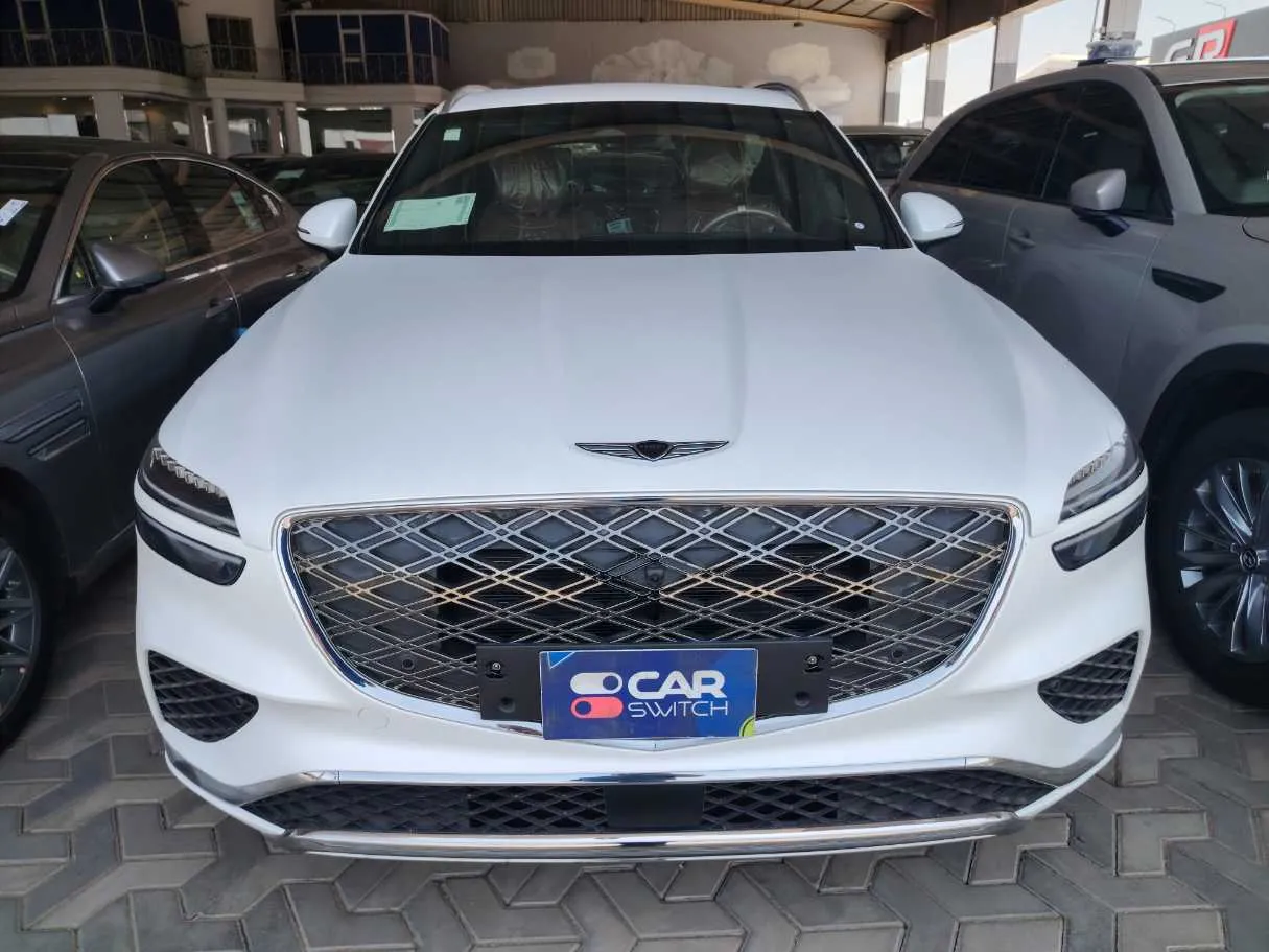 Car image 2
