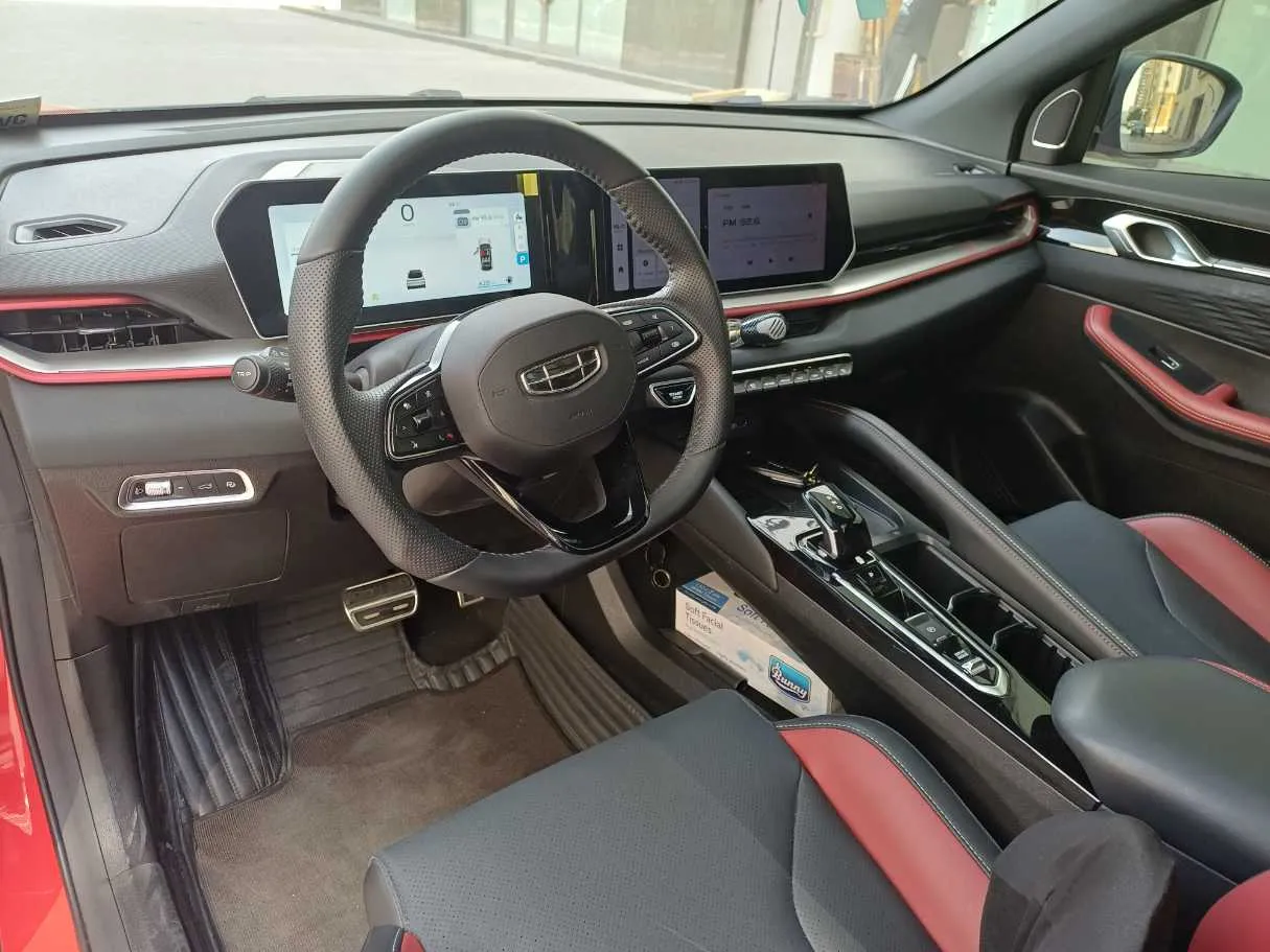 Car image 11