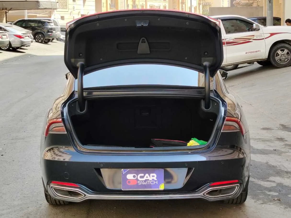 Car image 29